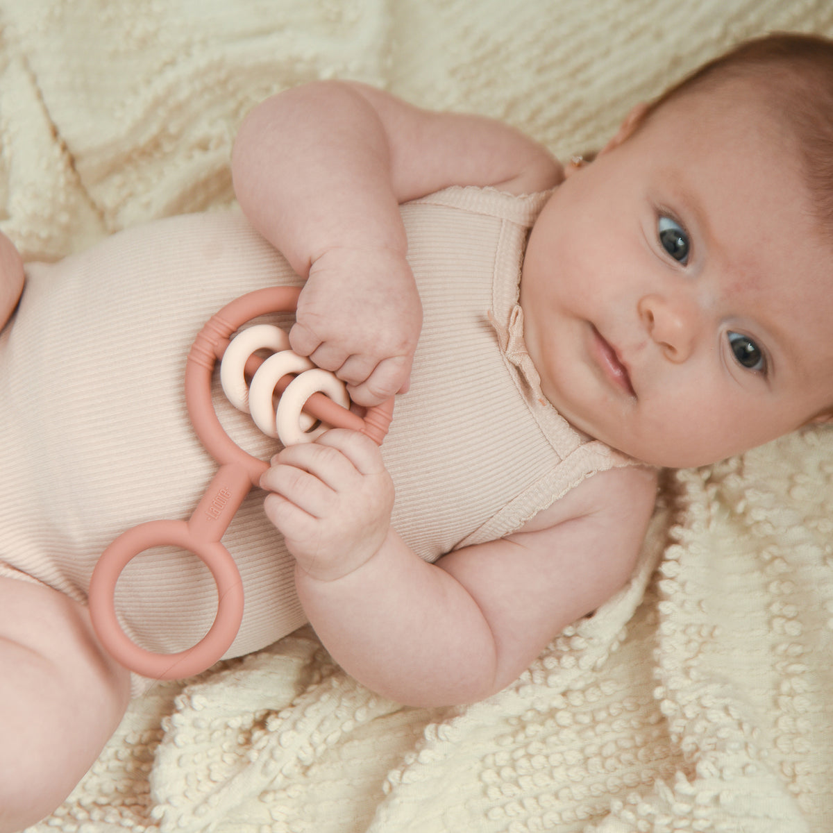 Bebe Rattle Teether - Rosewood